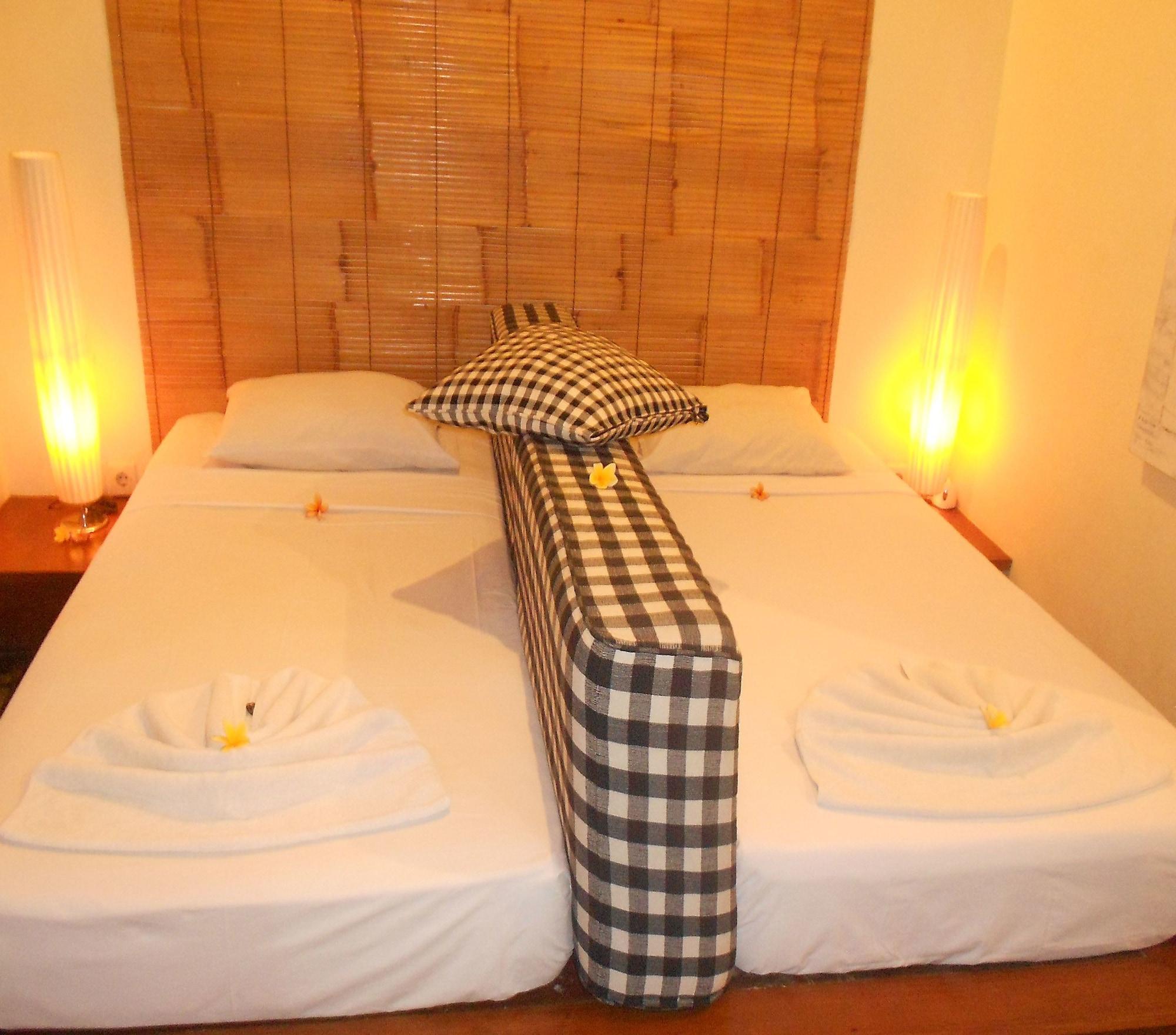 Capital O 93809 Wida Hotel Legian  Luaran gambar