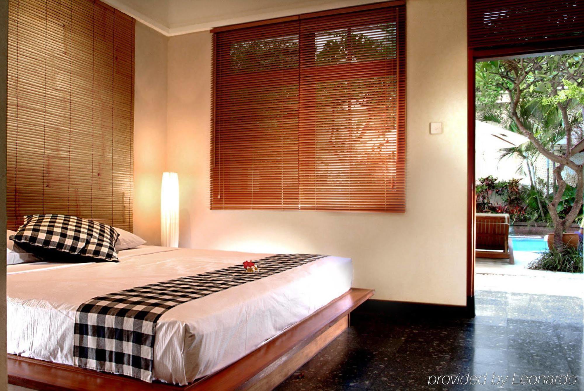 Capital O 93809 Wida Hotel Legian  Luaran gambar