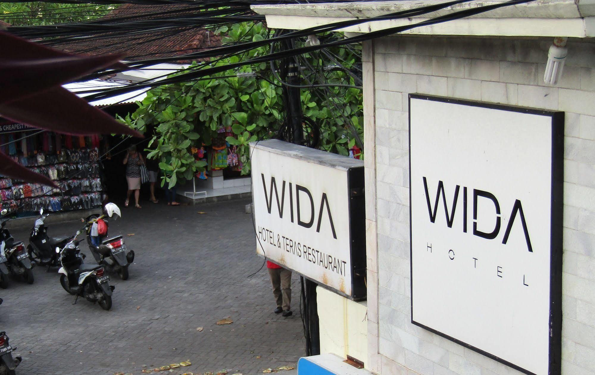 Capital O 93809 Wida Hotel Legian  Luaran gambar